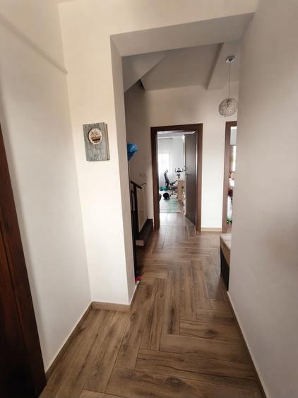 🏡 Casă aproape nouă de vânzare în Dumbrăvița – 196.990 €