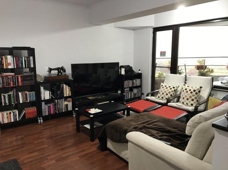 APARTAMENT PREMIUM, MOBILAT, CU PRIVELISTE SUPERBA LA PARC SI LAC!