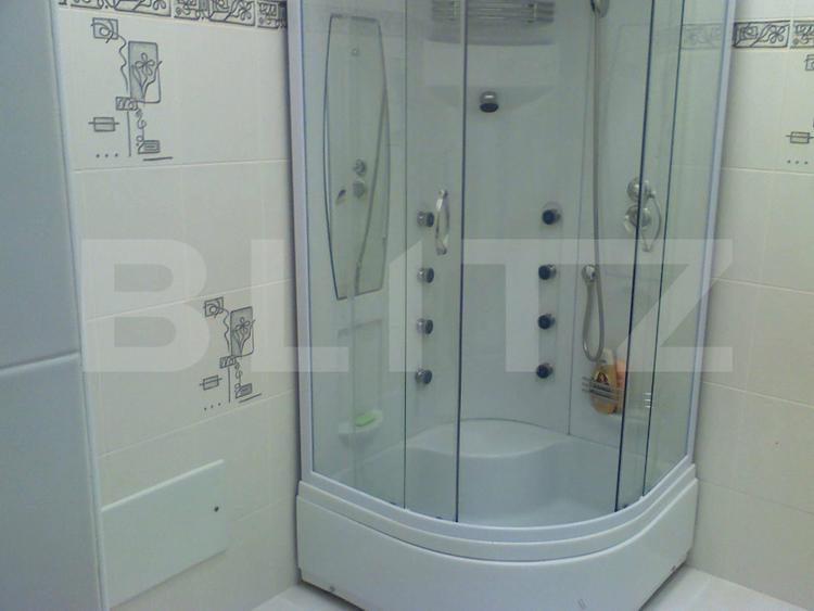 Casa ultrafinisata, zona centrala, 65 mp utili, 2 locuri de parcare, mansardare!