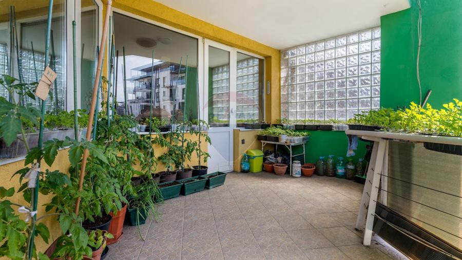 Casă pe 5 nivel–Ideală pentru Locuință, Sediu Firmă sau Investiție!