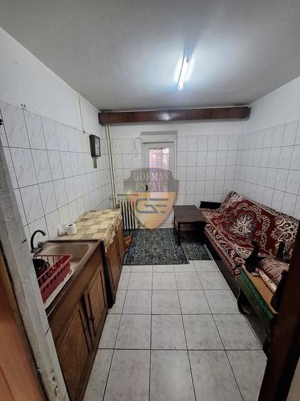3 camere Inel II Eliberării 60mp parter 2 intrari gaze la usa pozitie comerciala