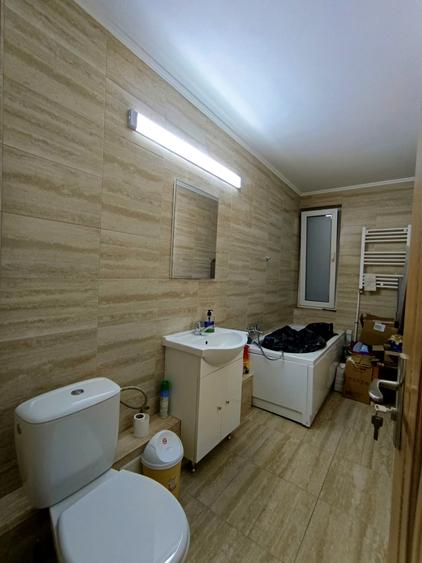 Vanzare Garsoniera - in zona Teiul Doamnei - INVESTITIE !!!