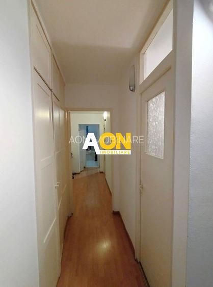 Apartament 3 camere, 68 mp utili, Cetate, zona Piata Cetate - 4