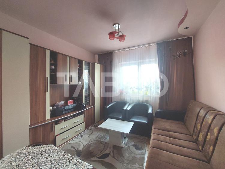 Apartament de inchiriat 3 camere 72 mp balcon Mihai Viteazul Sibiu