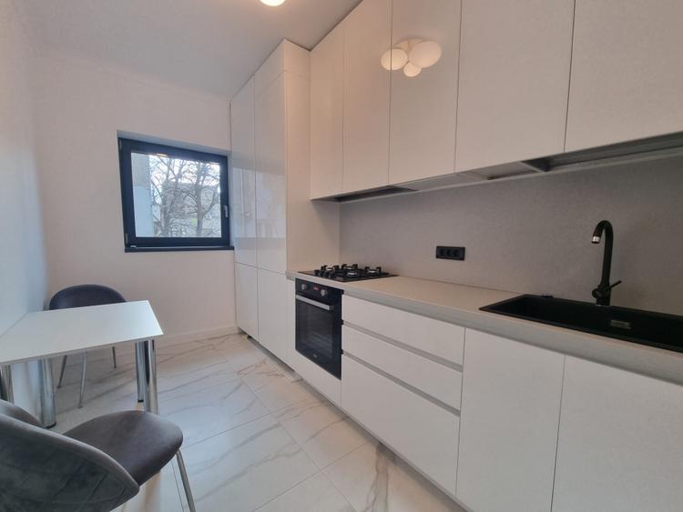 APARTAMENT 3 CAMERE PRIMAVERII // TERASA