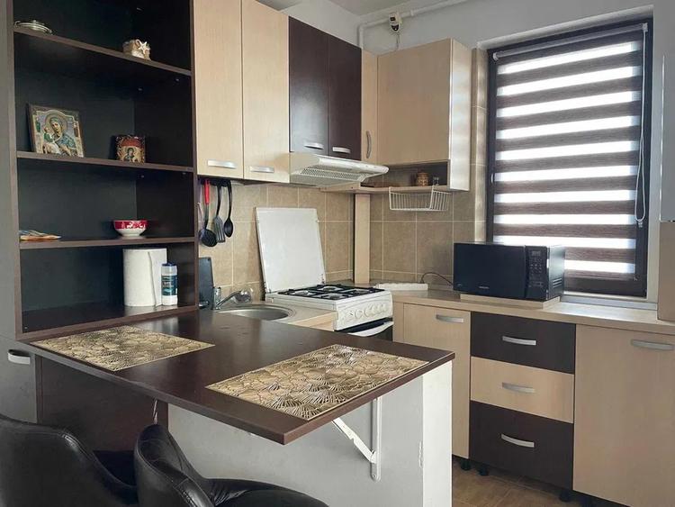 Apartament 2 camere, semidecomandat, 40 mp, centrala, metrou, Bucurestii Noi