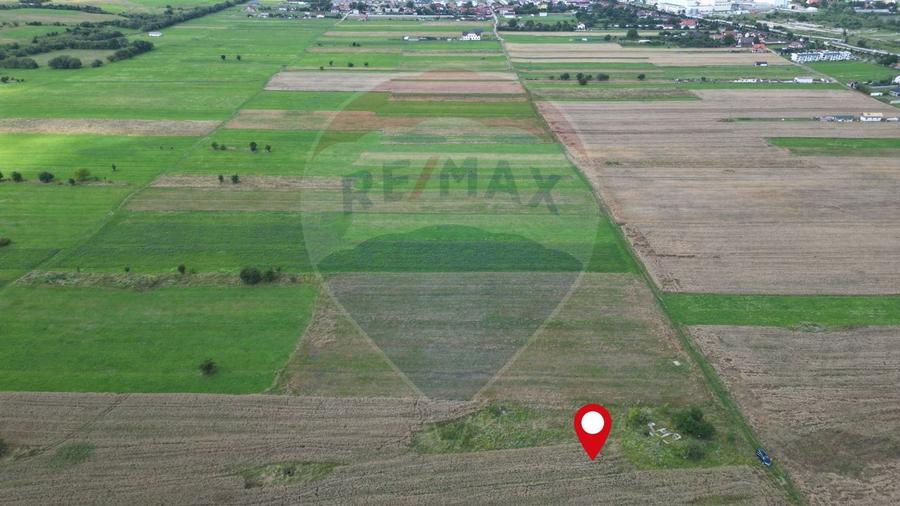 Teren intravilan de vânzare 1180 mp – Zărnești