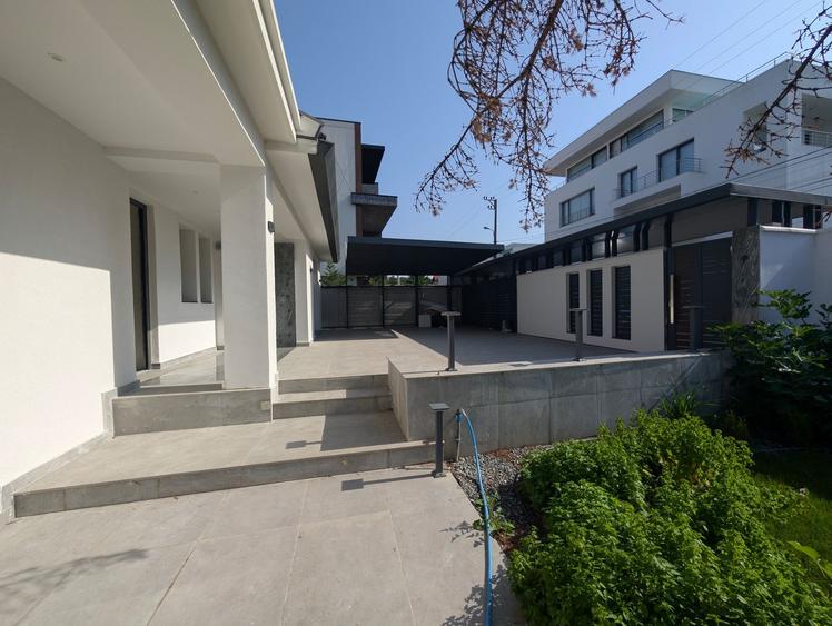 Eleganta Liniste si Caldura – Vila Ideala Pentru Sufletul Tau