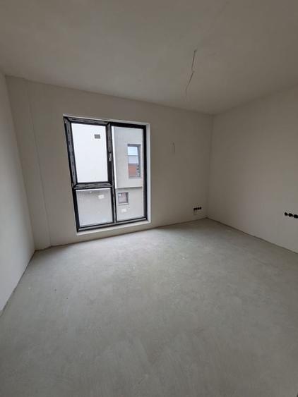 Duplex semifinisat, zona Vivo