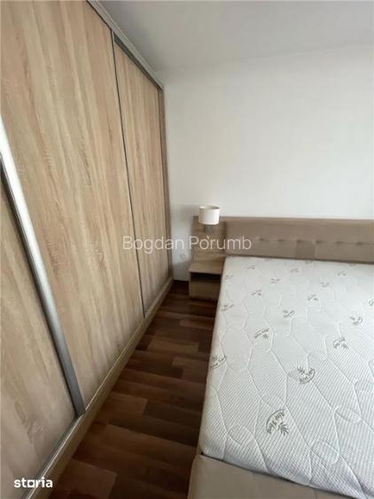 Casă modernă tip triplex, unitate de capăt  - 8