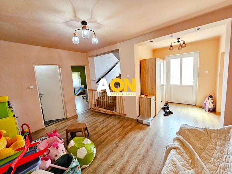 Casa S+P+M, 5 camere, 955 mp teren, zona Centru