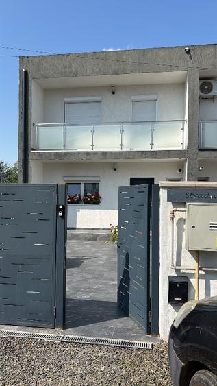 Proprietar vând duplex 4 camere