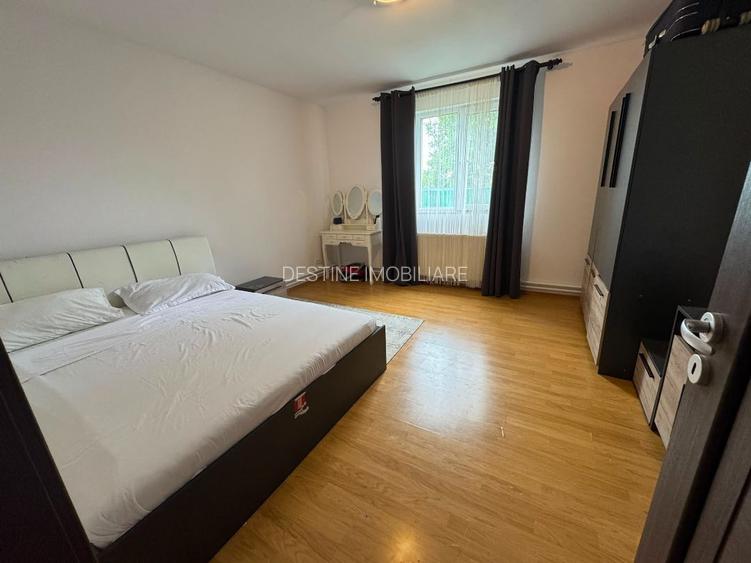 VILĂ  DE VÂNZARE | PERIȘ | 9  CAMERE | 460 MP  | TEREN 1.400 MP - 21