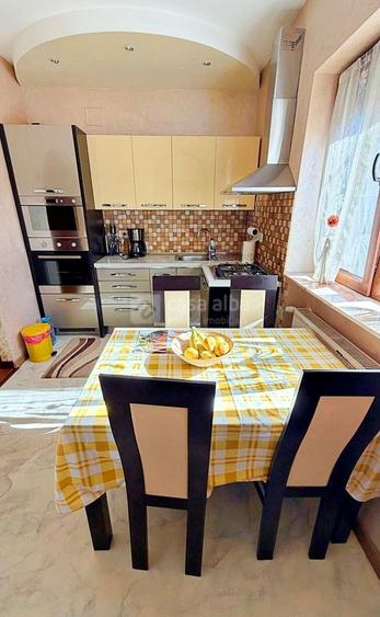 Central - la 200m de Elena Doamna, casa pe parter, disponibila imediat