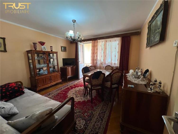 3 camere l Decomandat l 58 MP l Zona Big