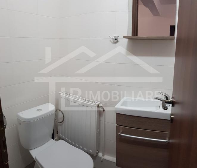 Apartament cu 4 camere, 75mp, Zona Semicentrala