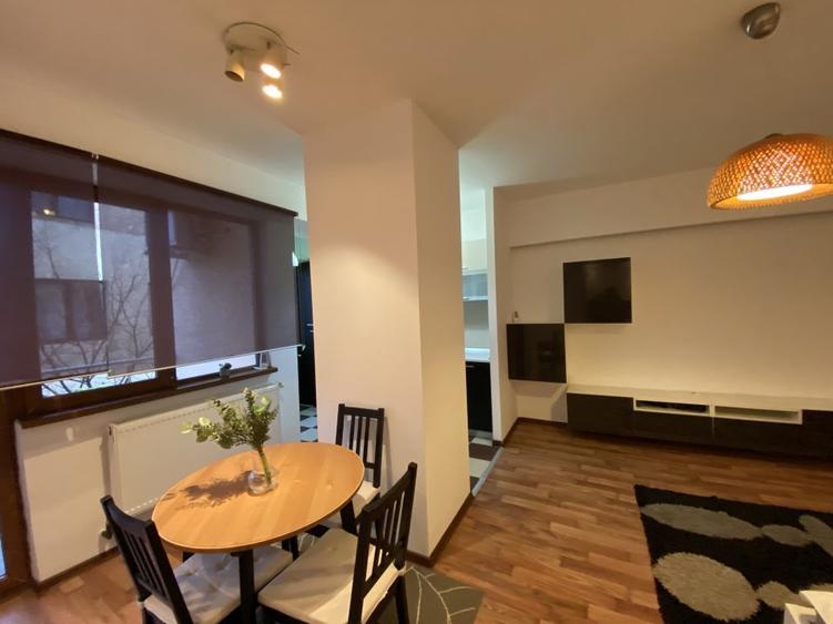 Garsoniera Mall Vitan bloc nou+centrala proprie