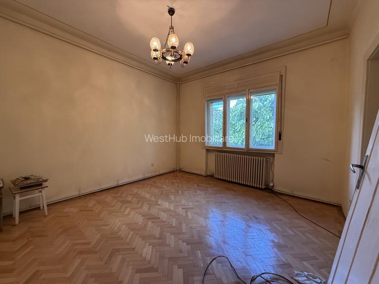 Apartament 3 camere, 72mp, etaj 1, 400m teren, garaj propriu- Complex Studentesc - 4