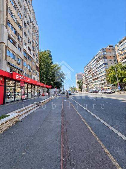 Apartament premium, renovat impecabil, Micro 20 – blocurile A