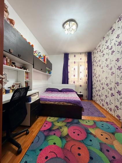 Apartament 2 camere decomandat cu boxa si parcare, Ford