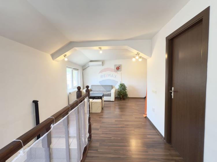 Casă de vanzare 4 camere / Sector 5 / Oportunitate investitie