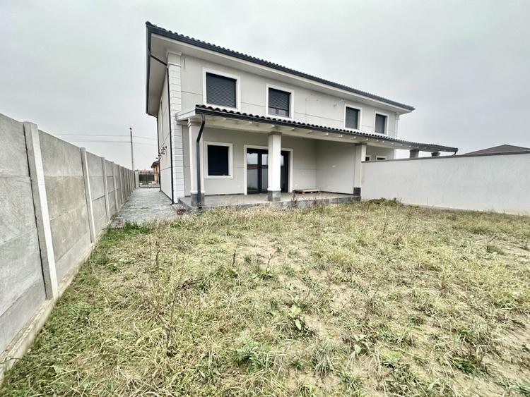 Duplex Premium cu 5 camere si teren de 360 mp in Mosnita Noua