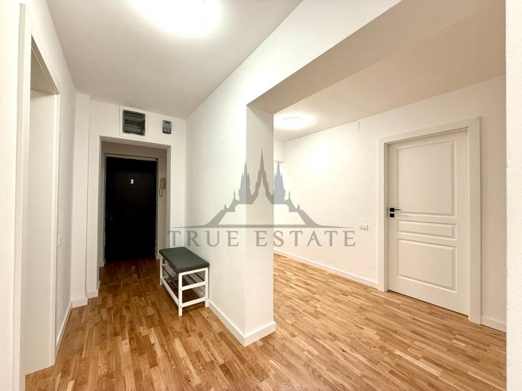 Vanzare apartament 4 camere cu boxa la subsol in bloc din 1982- UNIC in zona