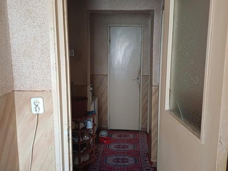 Apartament 3 camere, decomandat, loc. Bailesti