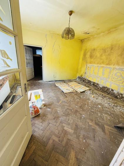Ciarda Roșie | 2 case în curte | Teren 700 mp | Garaj | Toate utilitățile