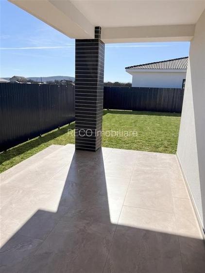 RECO casa moderna 4 camere Cheriu - 12