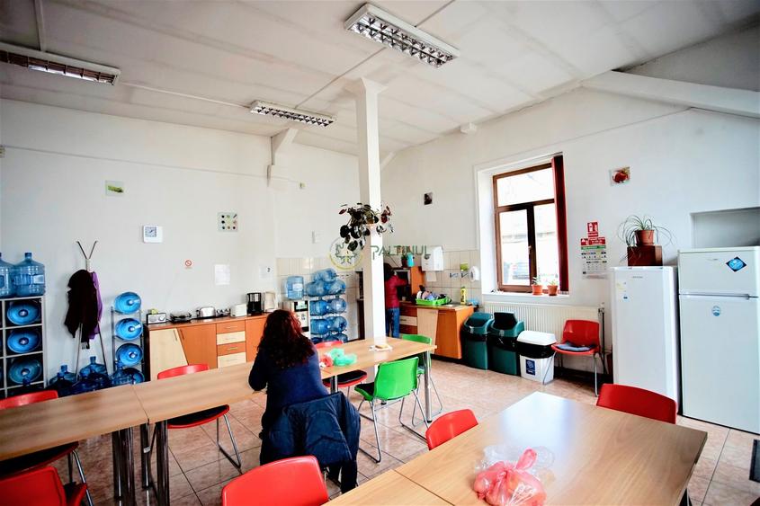 Spațiu birouri ultracentral 250 mp + parcare privată, Sibiu