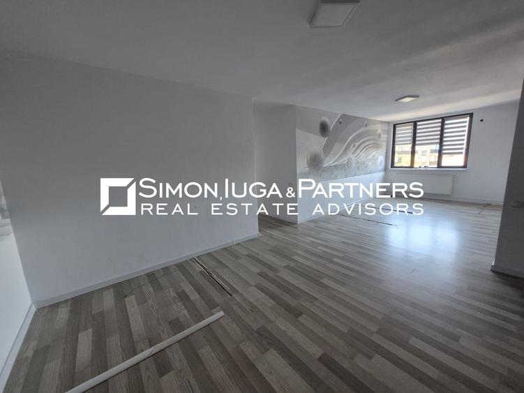 Spatiu stradal parter etaj open space si birouri