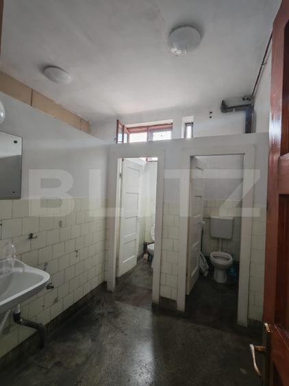 Spatiu comercial 5 incaperi, 214 mp, zona Centrala