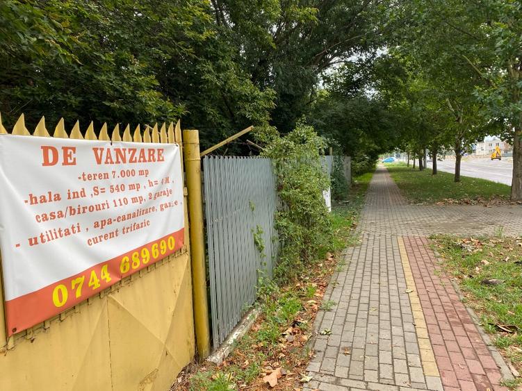 Vand teren intravilan 7000 mp