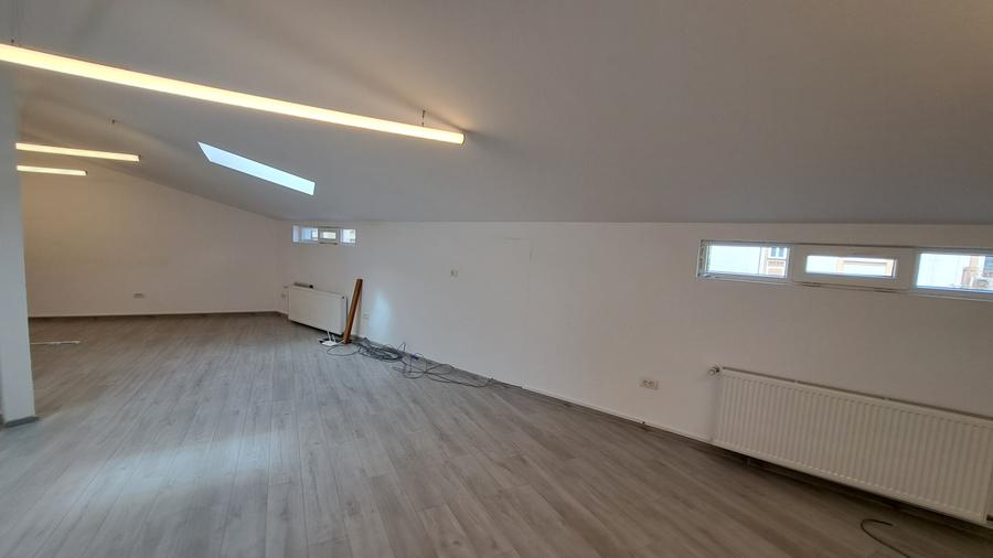 MANSARDA STIL LOFT IN VILA BOEMA