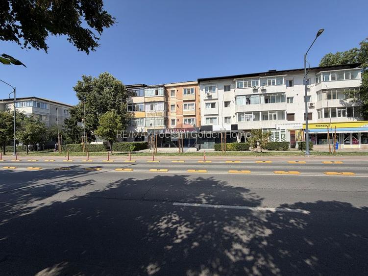 Vanzare sau inchiriere - 12