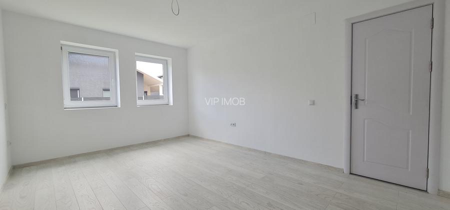Casa 4 camere (nemobilata, neutilata) cartier Izvor Tarlungeni Brasov - 4