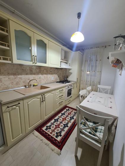 Apartament 2 camere de inchiriat
