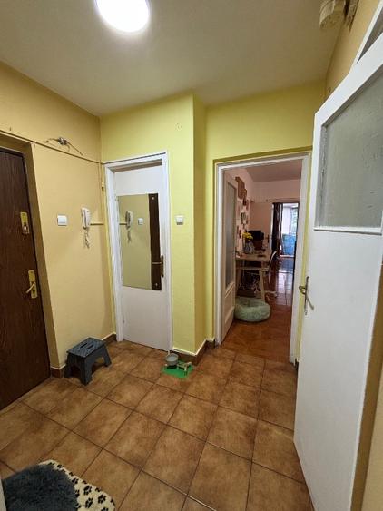 Vand apartament 3 camere Ion Mihalache