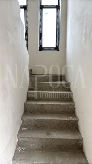 Casa 4 camere de vanzare in Floresti