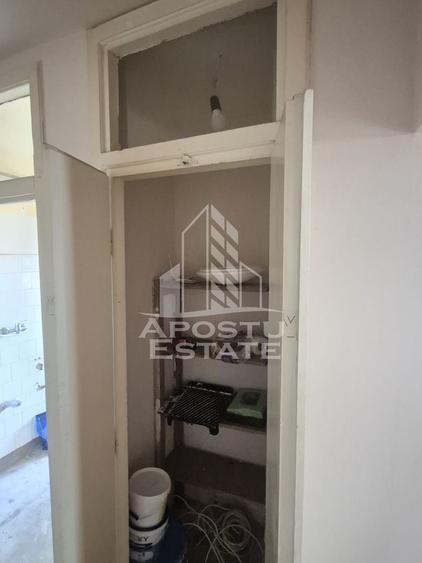 Apartament 3 camere de vanzare, zona Lipovei, Timisoara