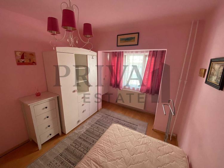 Apartament mobilat 4 camere, 2 bai, etaj 2, Soarelui
