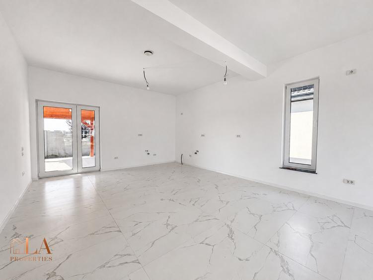 Casa 4 camere | Panouri fotovoltaice 10Kw | Pompa de caldura | Domnesti