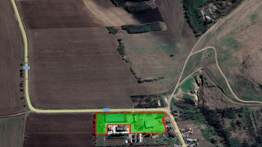 Teren intravilan 8.200 mp si Constructii |Rosiesti - Vaslui