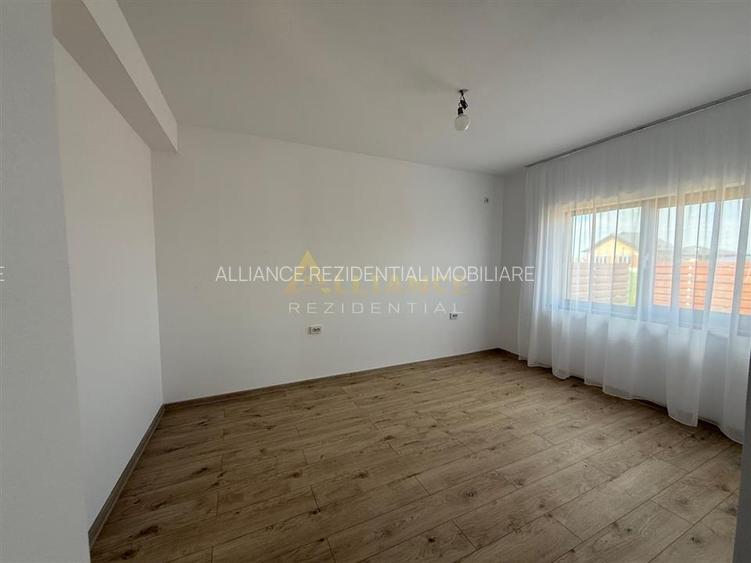 Casa individuala parter - 3 camere- 2 bai - teren 375mp - 6