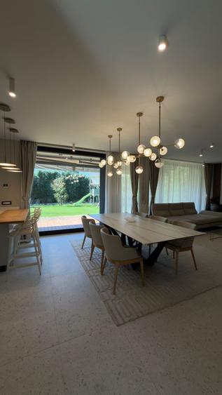 Casa / Vila Amber Gardens | Tunari | 6 camere | Otopeni
