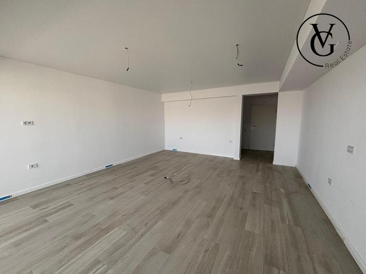 Studio | Aqua Cullinan | Mamaia Nord - vedere laterala catre mare