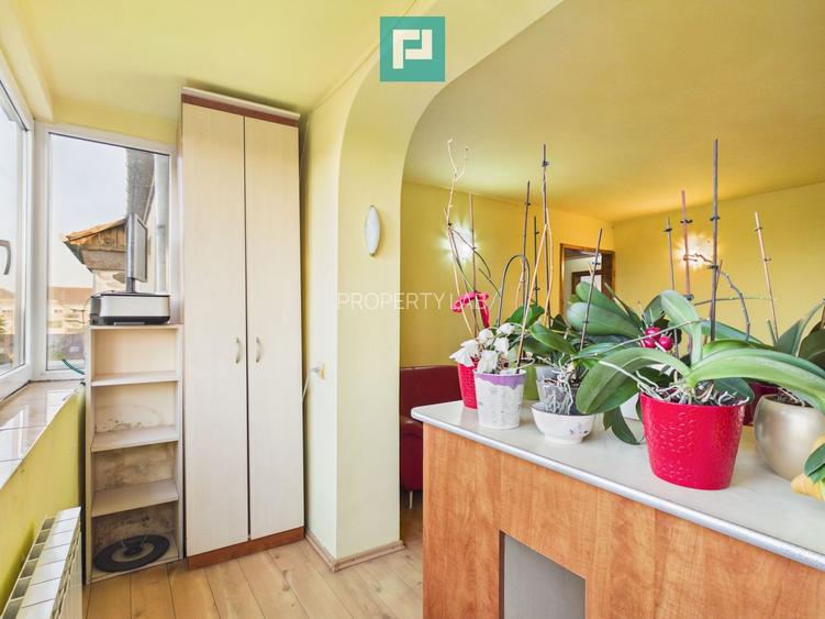 Apartament 3 camere de inchiriat - 360 €/lună