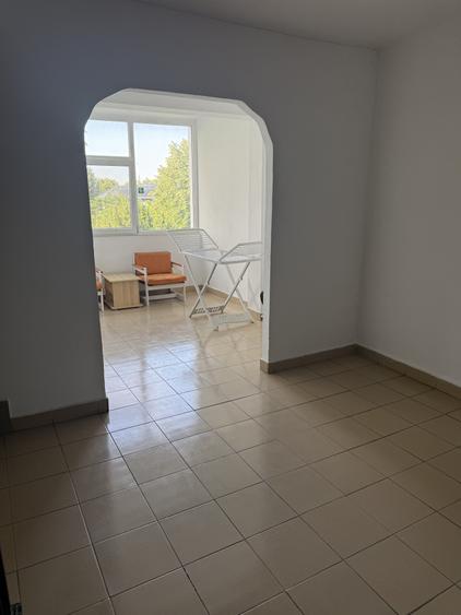 Garsoniera 25mp la Marea Neagră in Saturn, Mangalia, et 2/3 ,la 3 min de plaja
