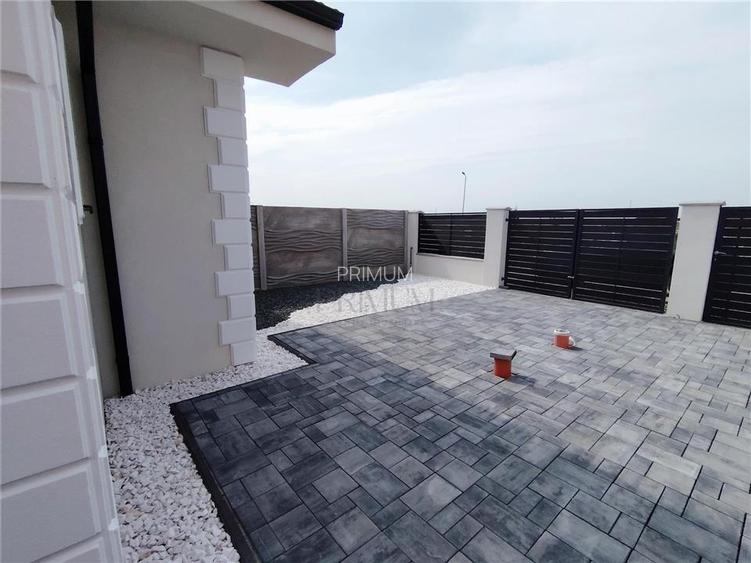 Duplex pe parter - zona linistita - personalizare interioara - 2